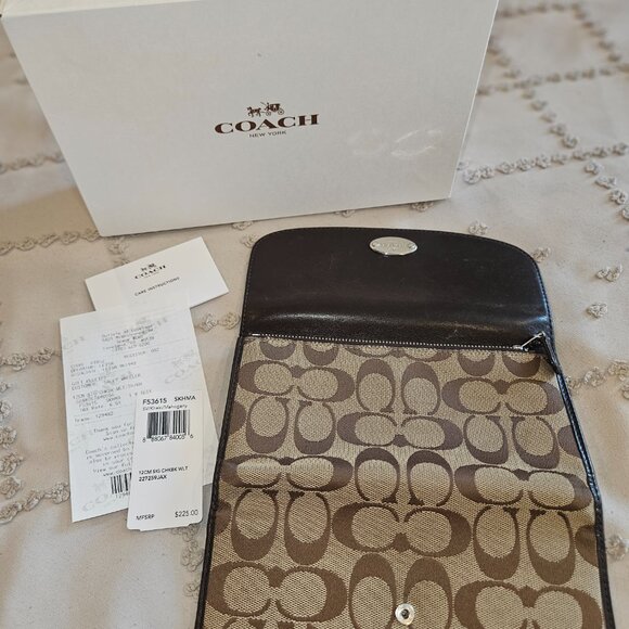 Coach Wallet Color: SV / Khaki / Mahogany Material: Cream / Tan / Brown - Picture 3 of 3